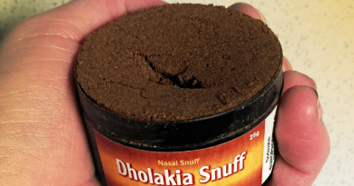 snuff šňupací tabak Dholakia